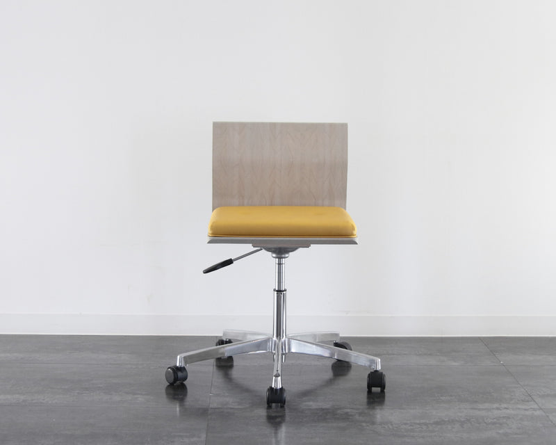 HAGOROMO Work Chair