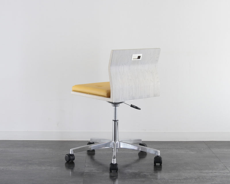 HAGOROMO Work Chair