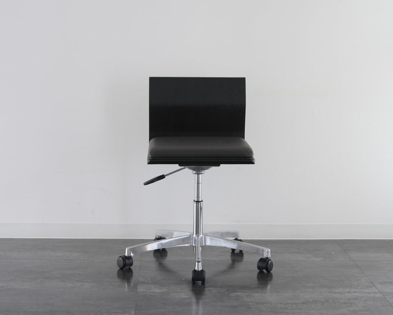 HAGOROMO Work Chair