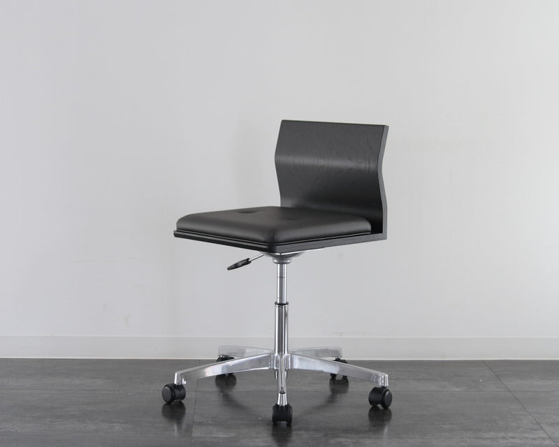 HAGOROMO Work Chair