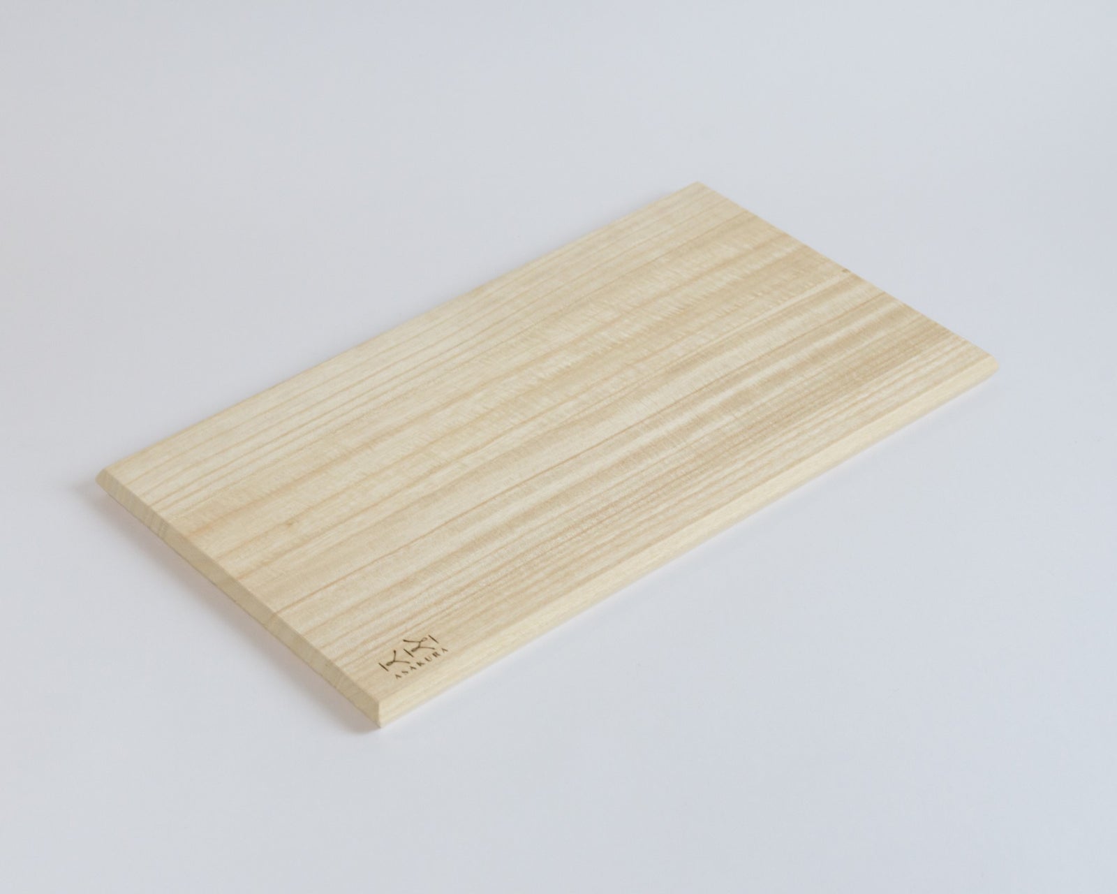 伝統工芸士がつくる桐まな板 – 朝倉家具